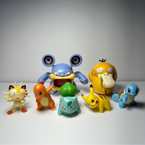 Pokemon Action Figure Set - Blue, Yellow, Orange - Picture 1 of 2